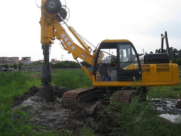 麻豆视频免费视频建築機械廠生產的履帶式旋挖鑽